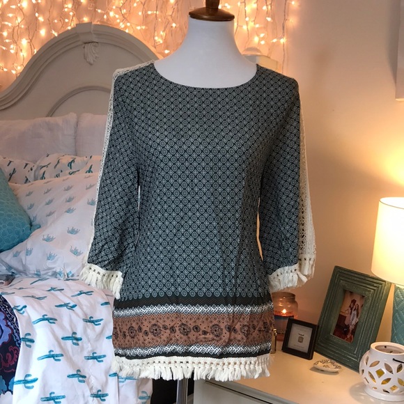 Top - Picture 1 of 4